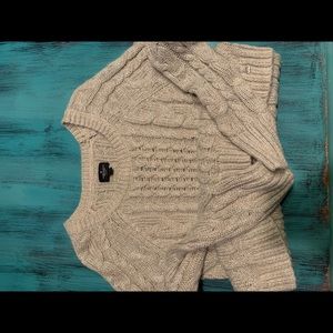 American Eagle sweater